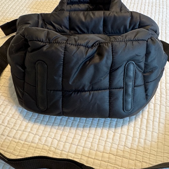 lululemon bum bag dupe Lululemon Everywhere Belt Bag: REAL vs. Amazon Dupe